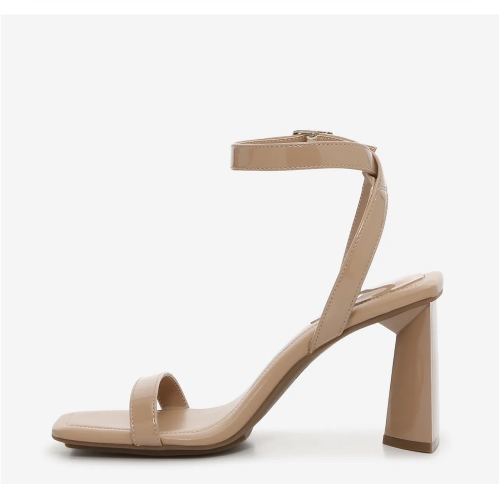 Never worn. Mix No. 6 Alyanna Sandal.